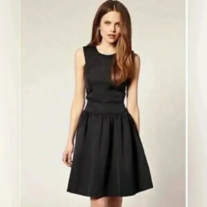 Woman REISS Black Sleeveless Fit Flare Princess Leah Dress Sz 6 EUC LBD cocktail